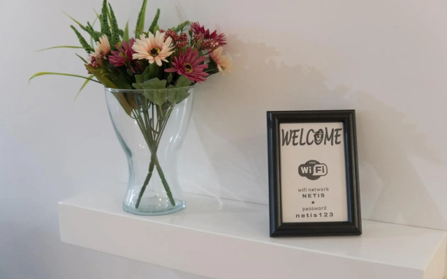 Stylish & Cozy Studio by Danailov Apartments