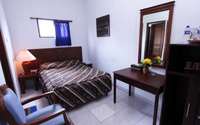 Blue Safir Hotel