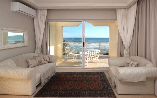 Hermanus Beachfront Lodge