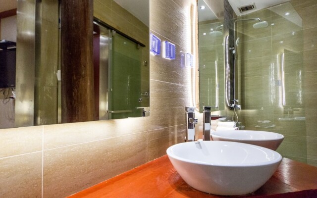 Lijiang Bairui Vacation Hotel