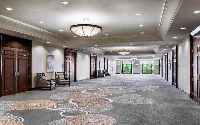 Sheraton Toronto Airport Hotel & Conference Centre
