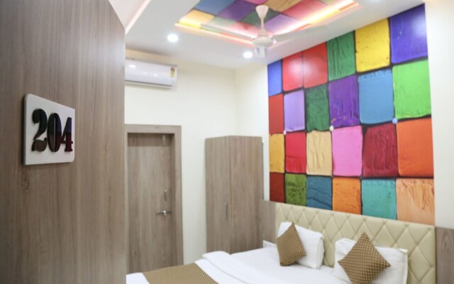 OYO 8997 Angeethi Hotel