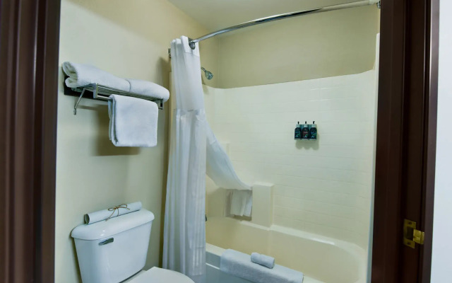 Oxford Suites Hermiston