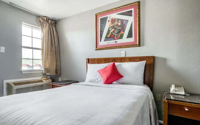 OYO Inn Dallas South