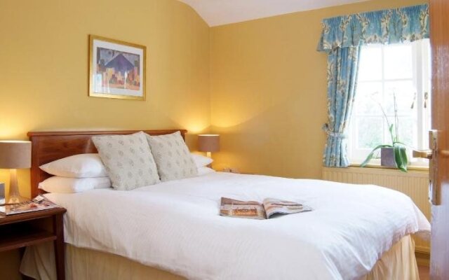 The Tumbling Weir Hotel & Restaurant
