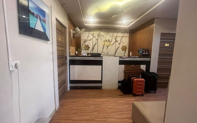 Avenue Suites