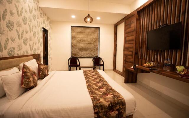Hotel Bhairav Bagh with Swimming Pool