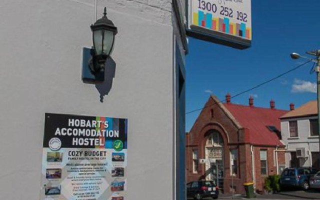 Hobarts Accommodation & Hostel