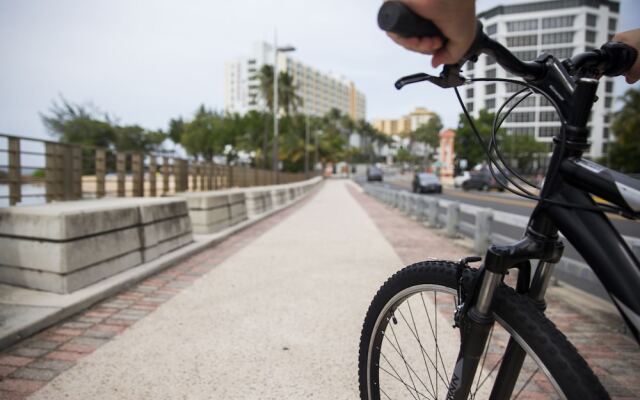 San Juan Condado Plaza, Curio Collection by Hilton