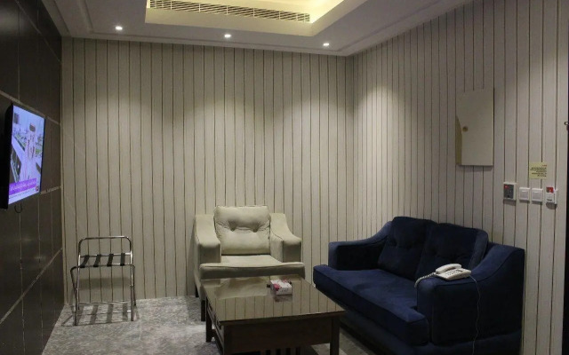 Green Leaf Hotel