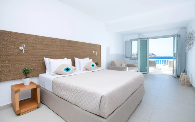 Manoulas Beach Mykonos Resort