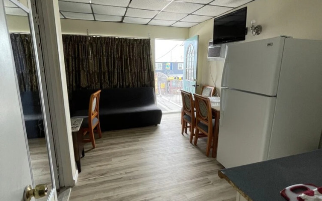 Searay Motel