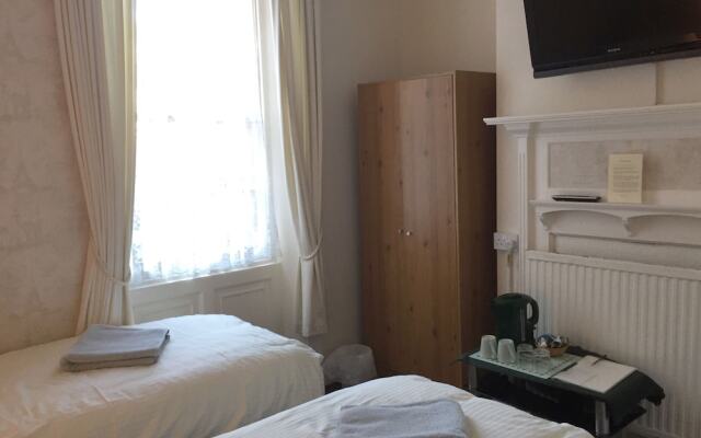 Whitecliff Guesthouse