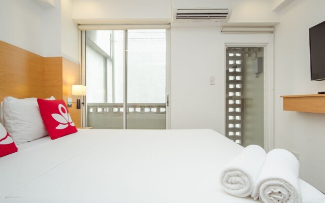 ZEN Rooms BRBlock Makati