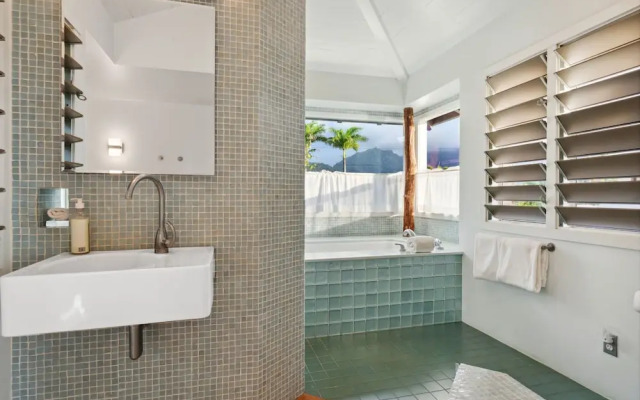 Hanalei Plantation 2 Bedroom Home by RedAwning