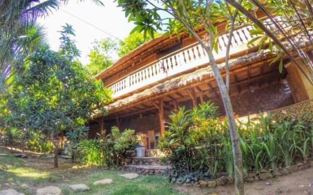 Ike's Hostel
