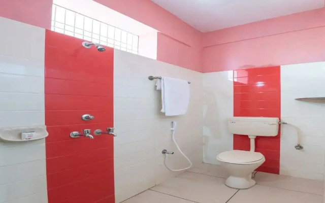 Udupi Sindhuri Inn by OYO Rooms