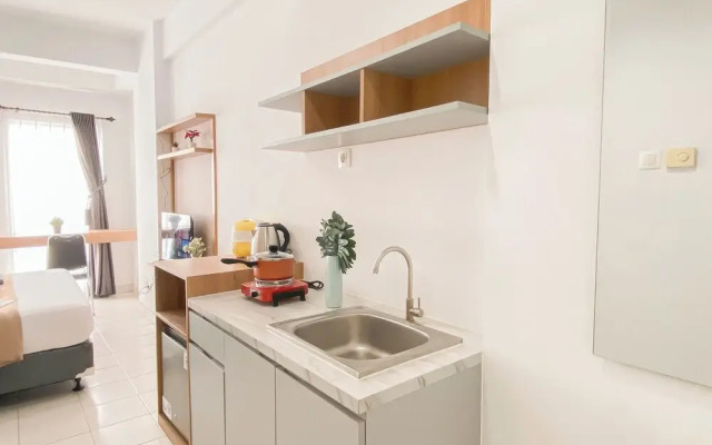 Standard Look Studio At Patraland Urbano Apartment