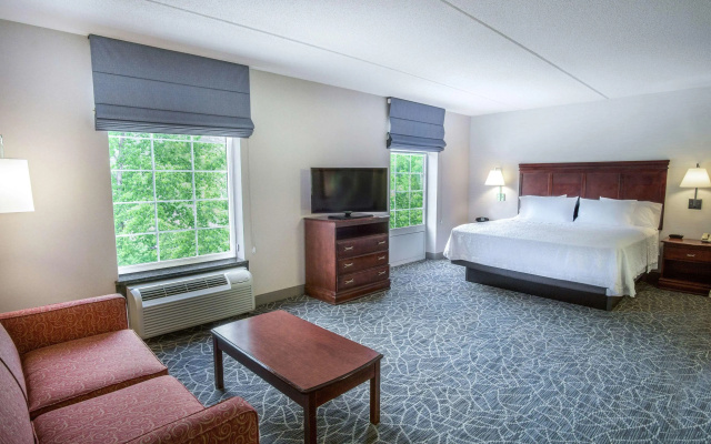 Hampton Inn & Suites Berkshires-Lenox
