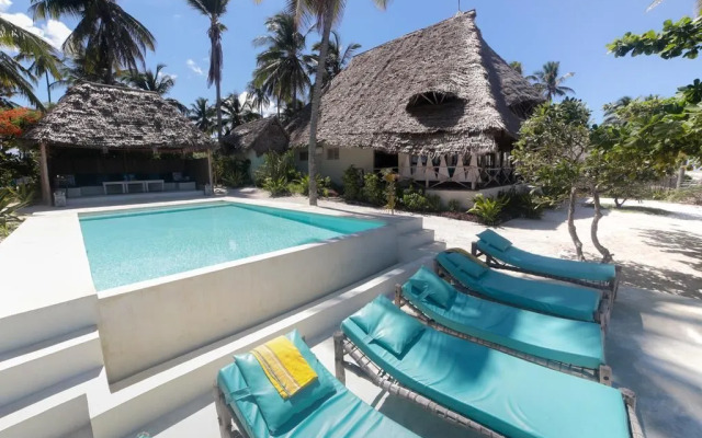 Upendo Beach Boutique Hotel