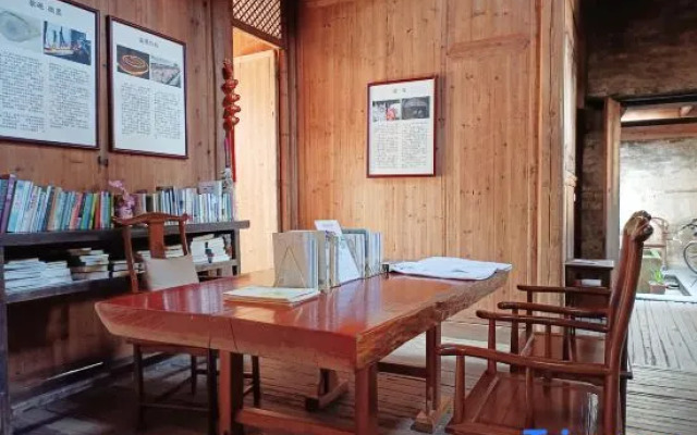 Floral Hotel Leisurely Life Wuyuan