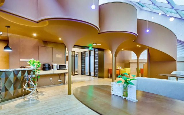 Hampton Apartments by Hilton Chengdu Chunxi Road