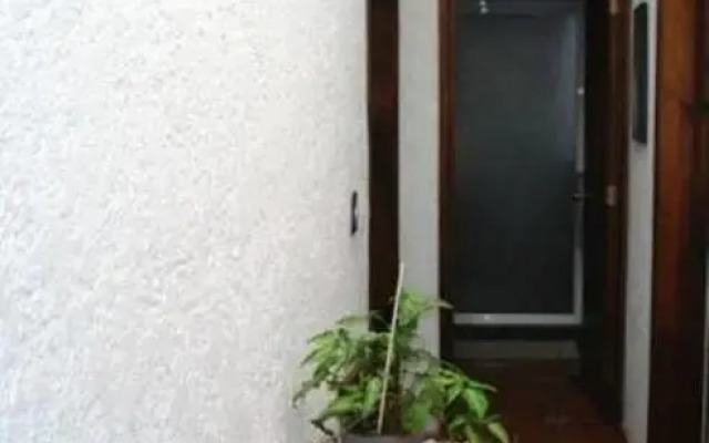 Casa Amarilla