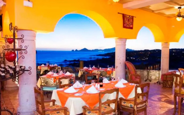 Beautiful Ocean View Studios At Cabo San Lucas