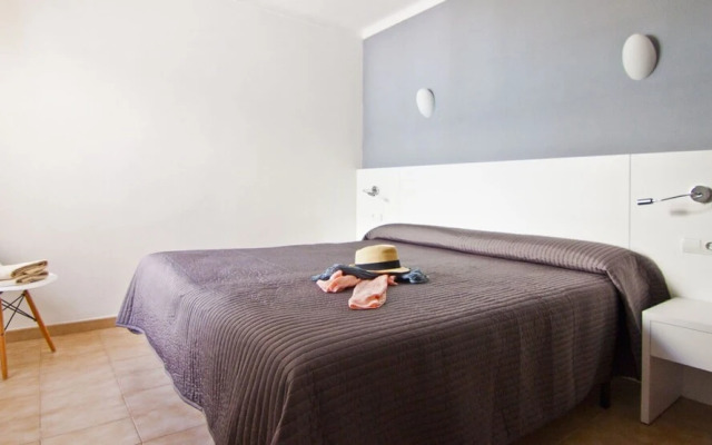 Apartamentos Cala Figuera