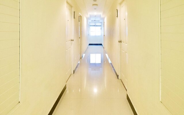 The Konnect Hotel