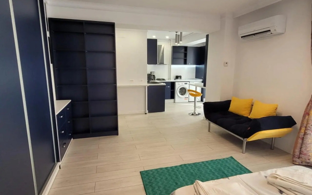 Studio 10 - Catedral Residence Bucharest