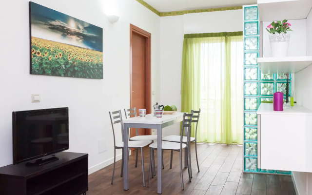 Almes Apartments