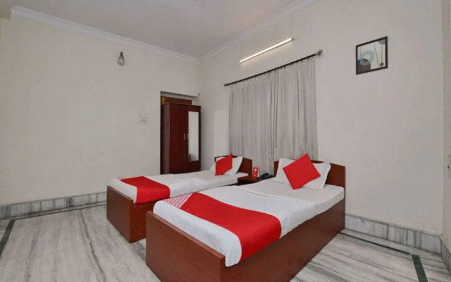 OYO 2864 Guest Accomodation