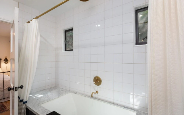 Silver Lake 3br W/ Water Views 3 Bedroom Home