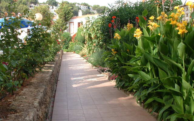 Galdana Gardens