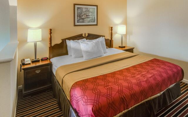 Rodeway Inn & Suites Highway 290 Northwest