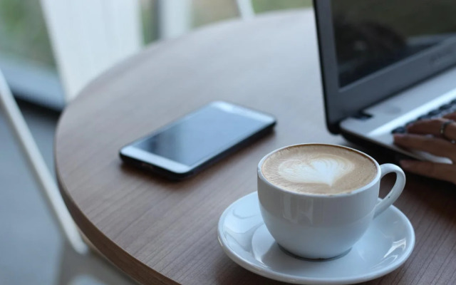 Front One Hotel Airport Solo