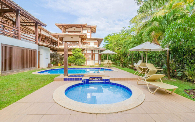 PF21 Apartamento Duplex 2 Suítes - Praia do Forte