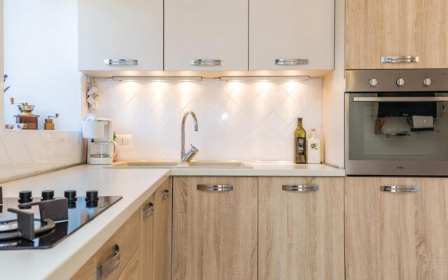 Nice Home in Jurdani With Wifi and 2 Bedrooms