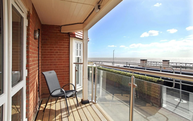 Pier Hotel