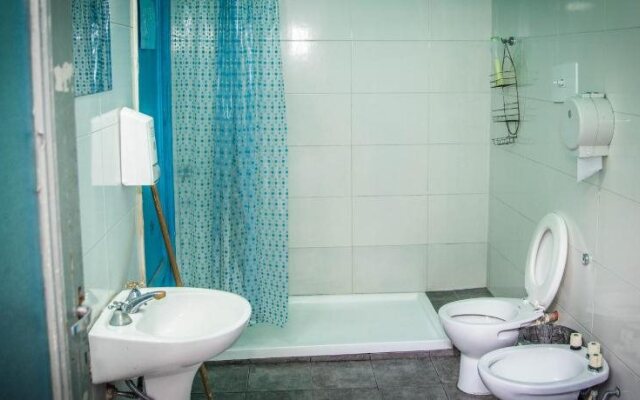 83 Rosario Hostel