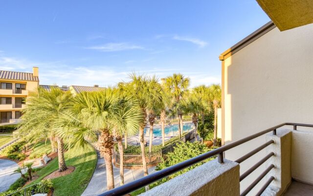 Spinnakers Reach by Vtrips