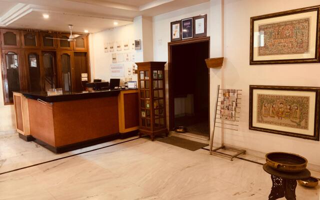 Hotel Devika