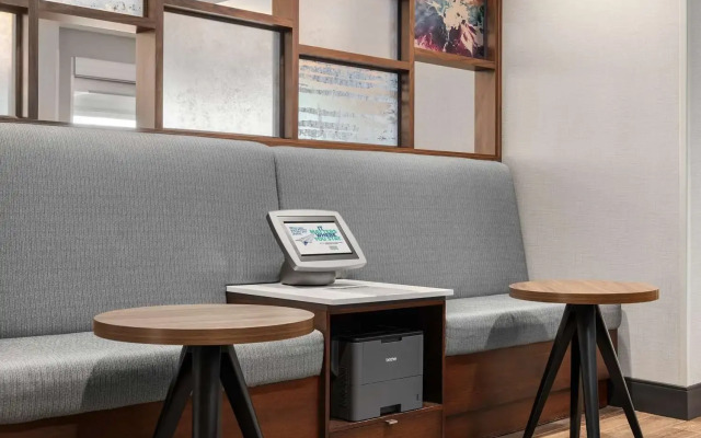 Hampton Inn by Hilton Kingston