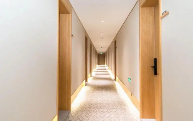 Ji Hotel Shanghai Hongqiao Maotai Road