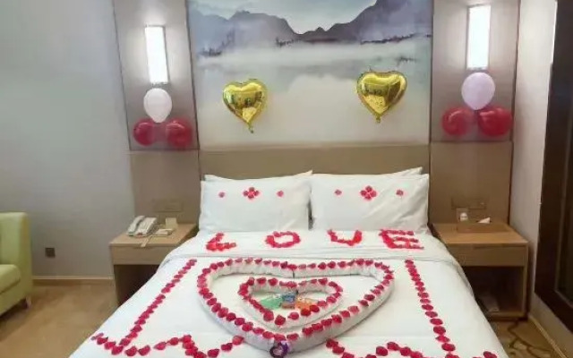 Vienna International Hotel (Zhengrong Fortune Plaza store, Wangcheng administrative center)
