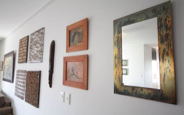 Manhattan 808 by CTHA