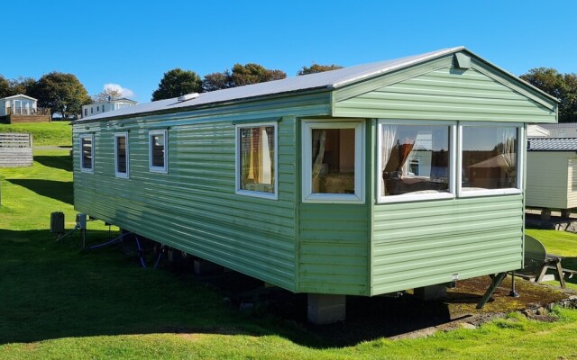 Stunning 3 Bedroom Caravan With Amazing Views
