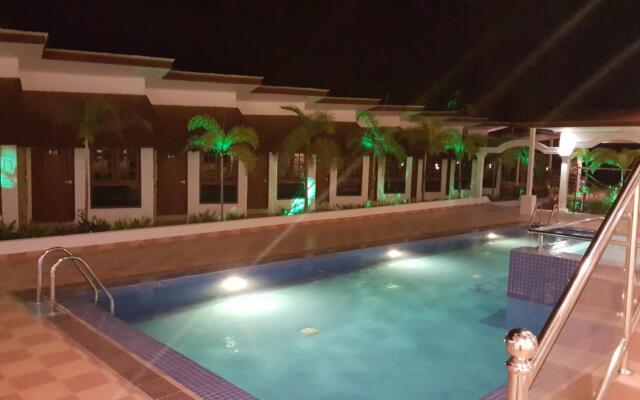 AlSafina Kijal Beach Resort & Restaurant