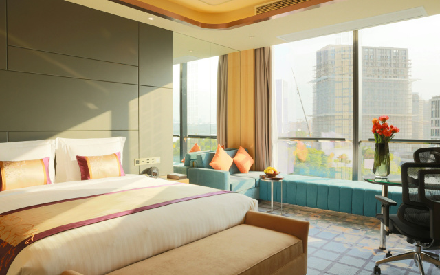 InterContinental Shanghai Expo by IHG